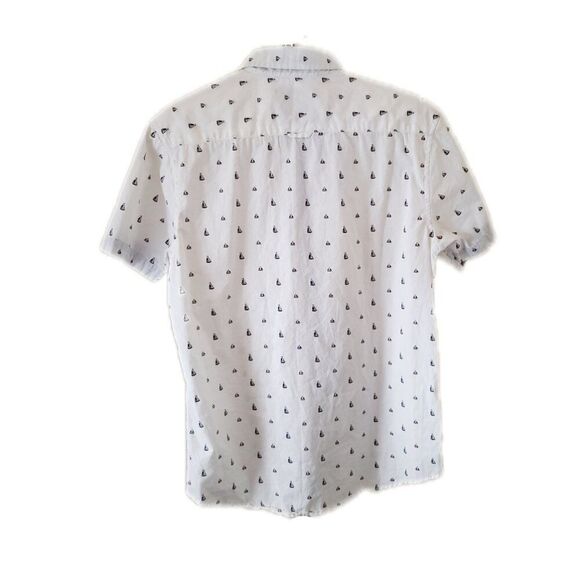 🌸Cactus Man Men's White Ship Print Short Sleeve Button Down Shirt with Pocket - Picture 4 of 5